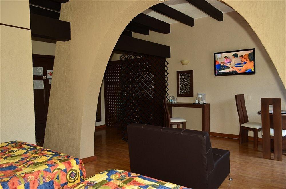 Voco Royalty Puebla Downtown By Ihg Hotel Bagian luar foto